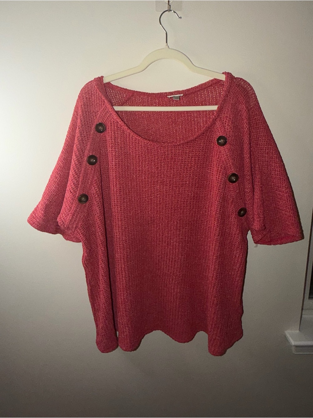 Avenue Coral Knit Scoop Neck Button-Sleeve Top